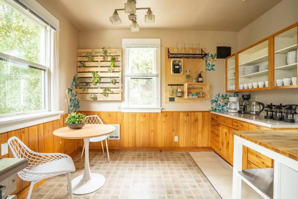 Holiday home Charming In Capitol Hill - Foxglove Rm 3 Seattle